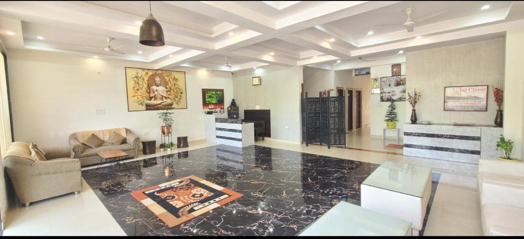 Taj Classic Agra Agra  Dış mekan fotoğraf